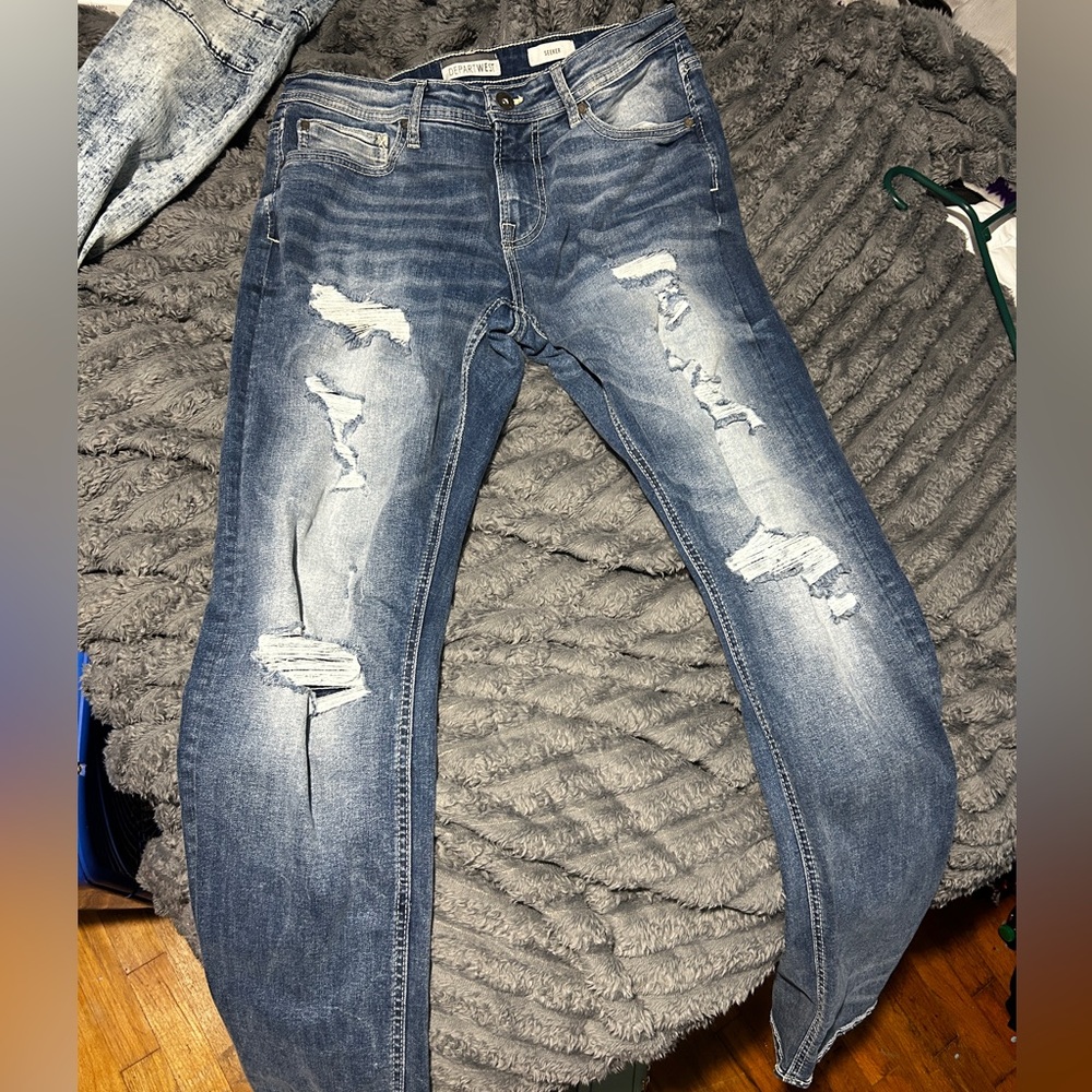 Departwest Distressed Blue Jeans